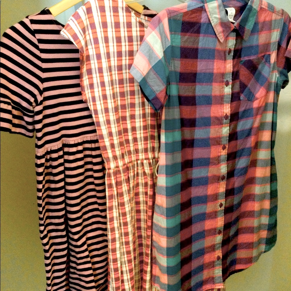 Lot size 12 Tea Collection dresses